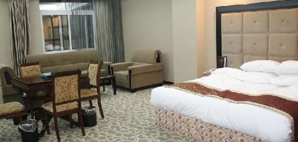 酒店沙发翻新维修